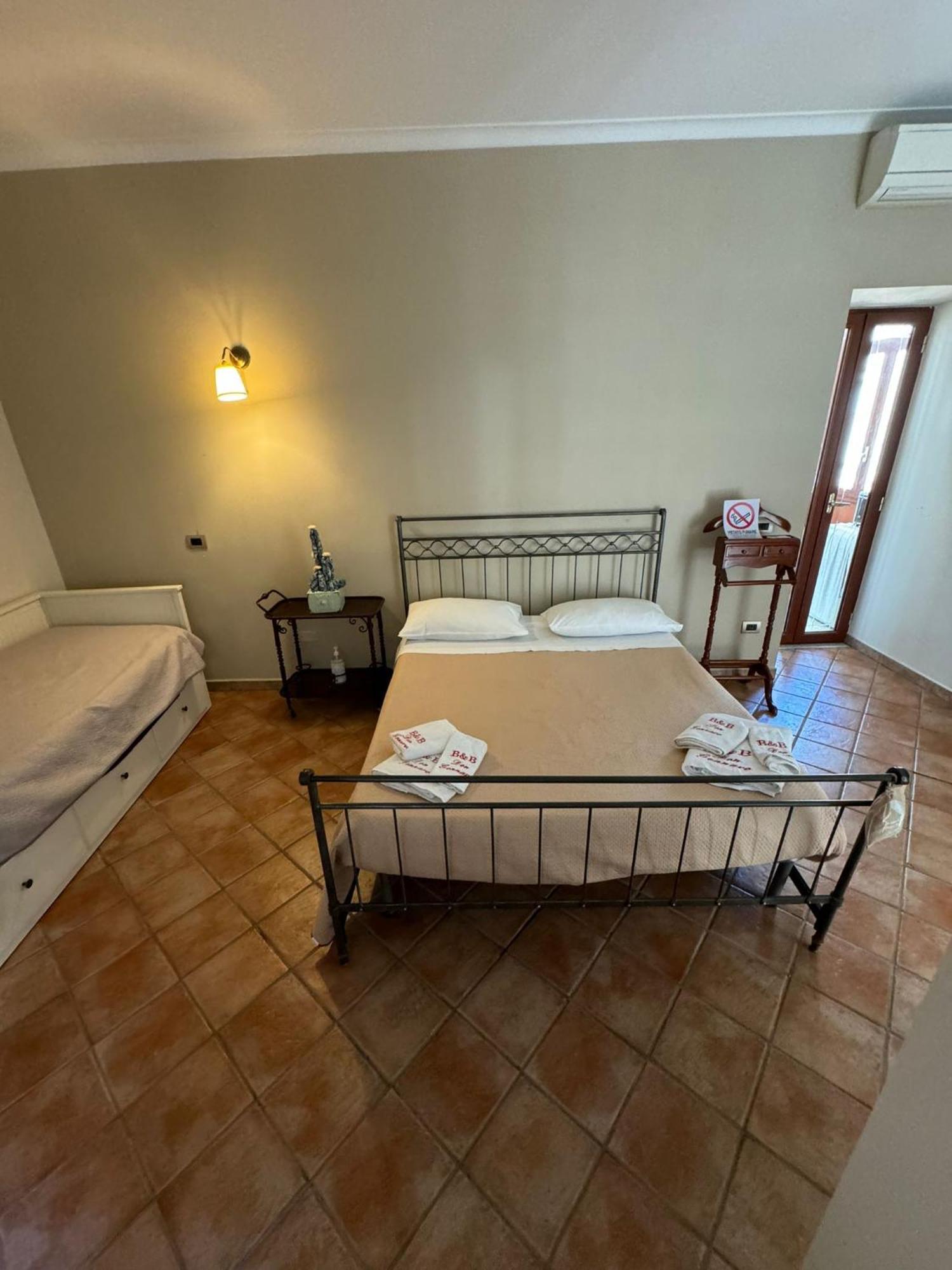 Bed and Breakfast Beb Don Gennaro Neapol Exteriér fotografie
